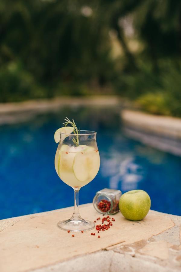 Villa Bebek Hotel (Adults Only) Camburi  Bagian luar foto